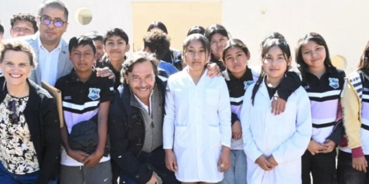 Nuevo edificio escolar en el paraje El Obraje