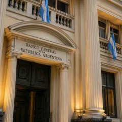 El Banco Central acelera la compra de dólares
