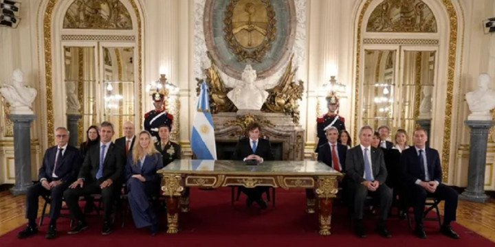 Se prohibirá operar en Malvinas