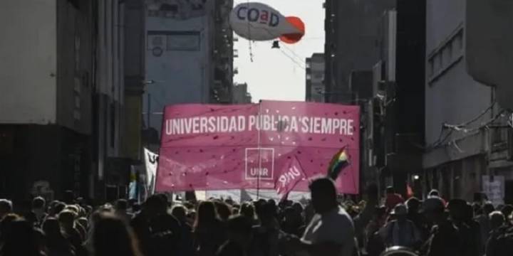 Universidades anunciaron paro por mejoras en salarios