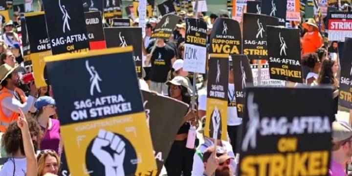 EEUU: Trabajadores de videojuegos en huelga