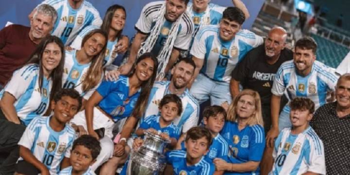 Lionel Messi le dedicó el título de la Selección a su familia